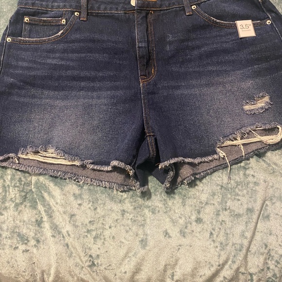 Blue Jean Ripped Shorts - Picture 2 of 2